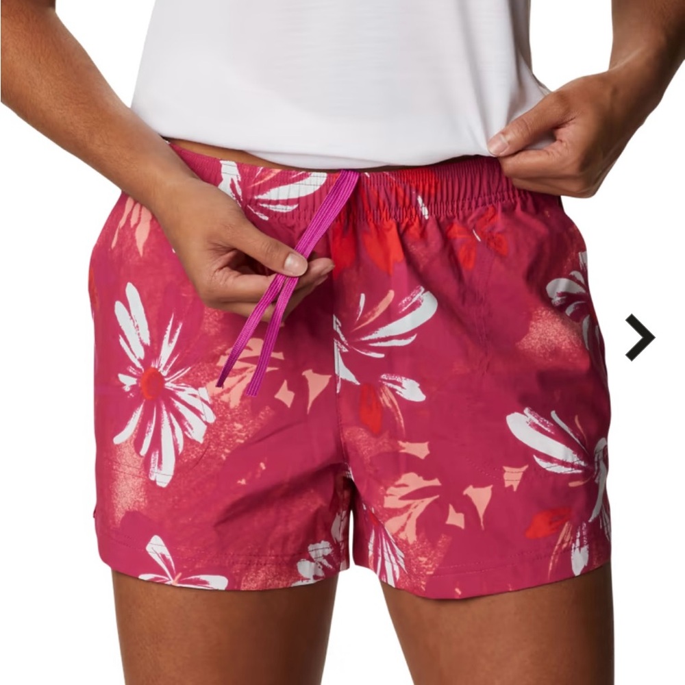 Columbia Sandy River II Printed Shorts for Ladies Small